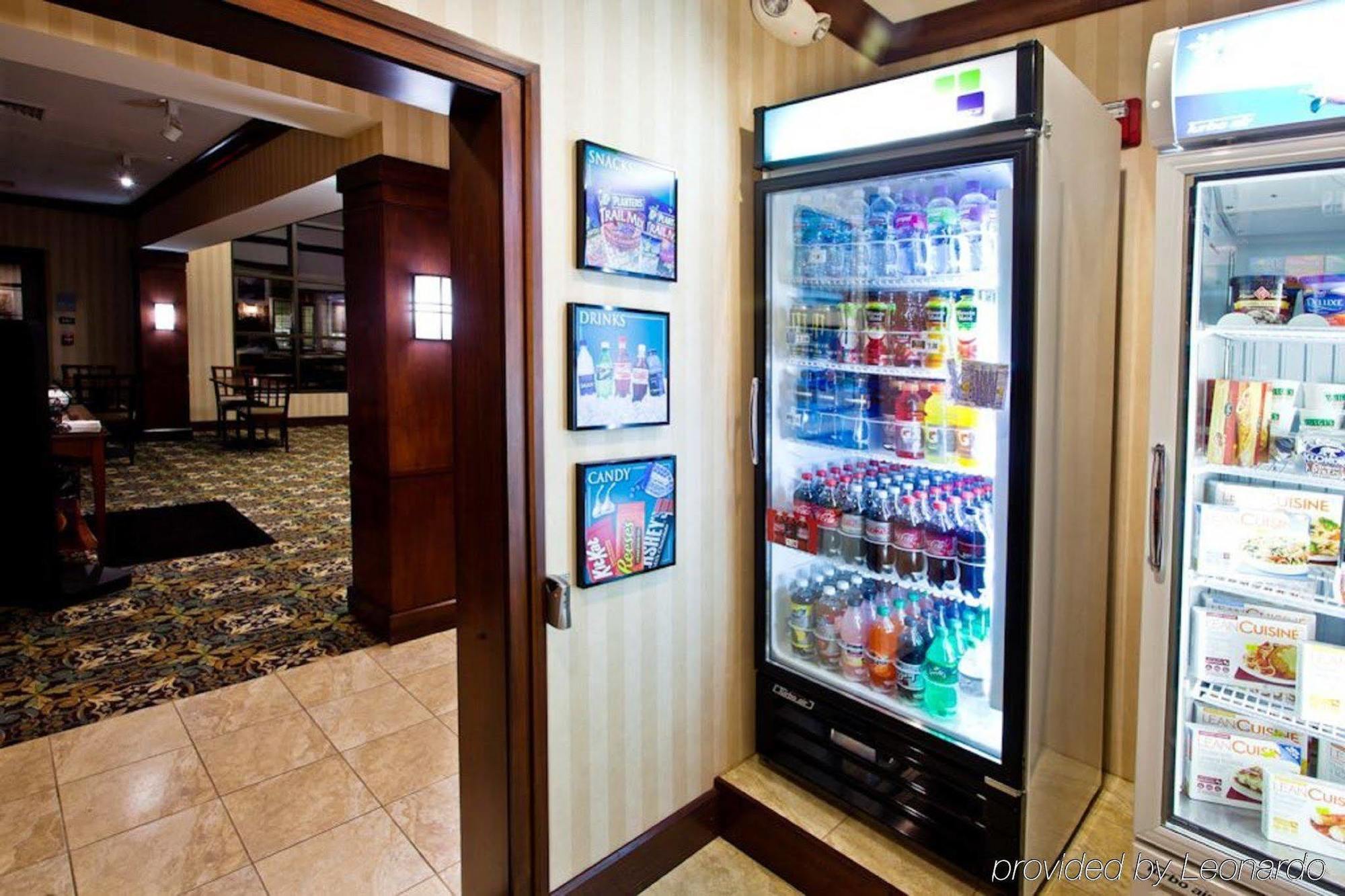 Staybridge Suites Detroit-Novi By Ihg Einrichtungen foto